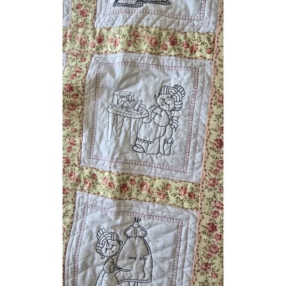 Sweet " Little Quilting Lady " Machine Embroidered Squares  On A Quilt 47x37" - Picture 11 of 16
